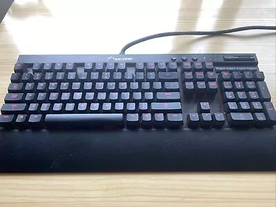 Corsair K70 LUX Cherry MX Blue Red Backlit Keyboard • $110