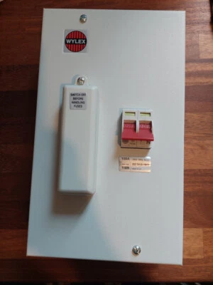 £50 • Buy Wylex Metal SP & N Switchfuse Standard Range - 110M  100A Cartridge Fuse Fitted