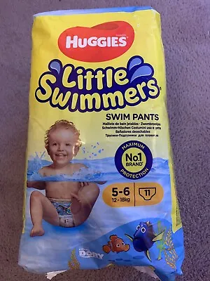 Huggies Little Swimmers Finding Dory 5-6 12-18kg X 11 Pants • £6.90