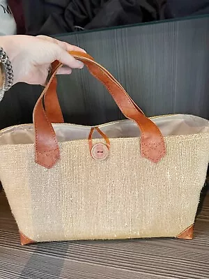 Beige Straw Raffia Shopper Summer Tote Handbag Shoulder Bag With Leather Handles • £15