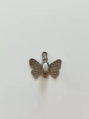 Sterling Silver Mother Of Pearl Butterfly Pendant 925 3.63g A346 • $29