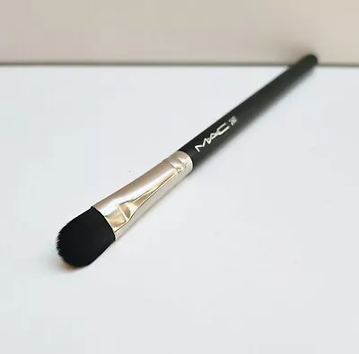 £16.22 • Buy 1x MAC 247 Flat Shader Brush, Full Size, Brand New!