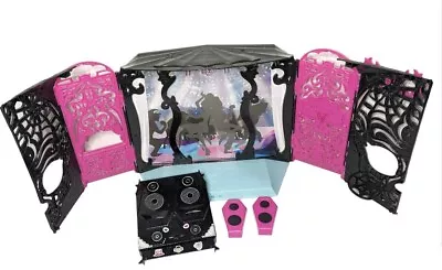 Monster High Party Lounge 2012 Mattel - Incomplete  Speaker Working  • $13.09