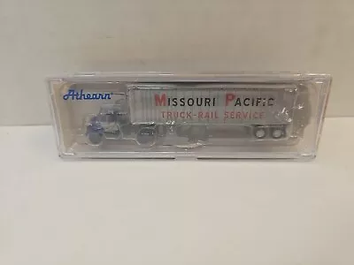 Mack B Tractor With 40ft Exterior Post Missouri Pacific  (N Scale) • $38.99