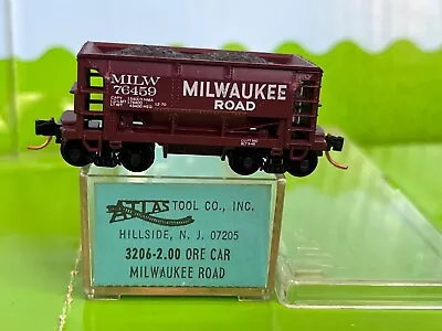 N Scale Atlas Milwaukee Road Ore Car 76459 MILW 3206-2 Micro-Trains Couplers • $21.99