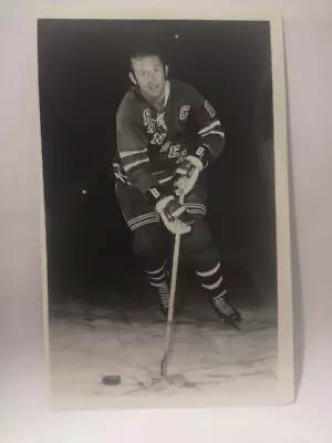 1969 Vintage  Media Photo New York Rangers Bob Nevin   4.5 X 7. 5  • $5.08