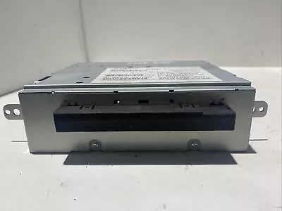 Genuine 2011 Volvo Xc90 R-design 2.4d5 Auto Single Cd Player Unit 31328065 • $132.64