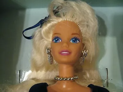 Vintage 1995 Avon Exclusives Winter Velvet Special Edition Barbie • $11