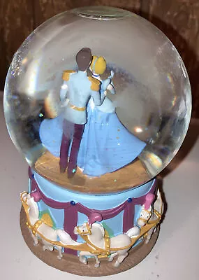 Disney Enesco Cinderella Water Snow Globe Music Box  I Love You Truly  - Mint  • $55.89