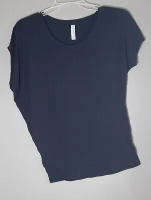 Athleta Size Medium Black Tshirt Lightweight Short Sleeve Side Angle • $15