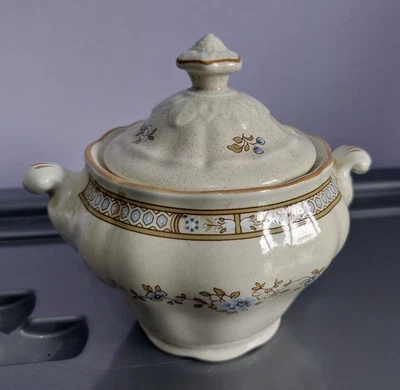 £4.95 • Buy Royal Doulton Lambethware Lidded Sugar Bowl Dorset Pattern Made In England