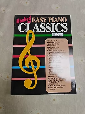 Hooked On Easy Piano Classics [Includes CD] • £8