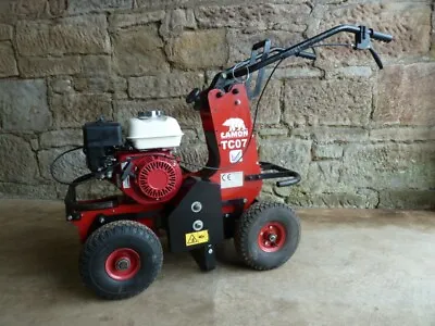 Camon Tracmaster TC07 Turf Cutter With 5.5HP Honda GX160 Petrol Engine • £1150