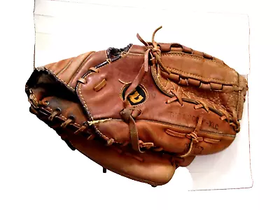 Vintage Wilson A2000 XLC Baseball Glove Mitt RHT • $48