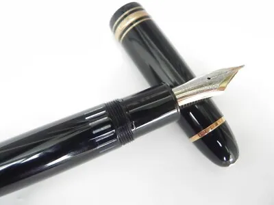 Montblanc Meisterstuck 149 14C 4810 585 Black Fountain Pen • $409.79