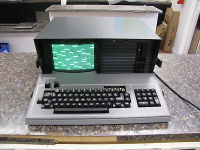 Vintage Kaypro 10 Portable Computer With Keyboard - Powers And Displays Nice • $99.99