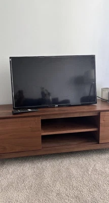 £120 • Buy 32 Inch Smart Tv Used