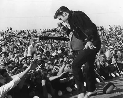 Elvis Presley Performing In Concert 8x10 Picture Celebrity Print • $3.99