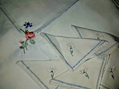 Vintage Tablecloth Linen Daisy Corner Floral + 5 Napkins Flowers • $24.99