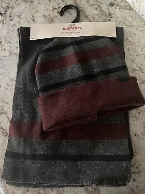 Levi’s Men’s Hat And Scarf Set New ❄️ 🧣 🧕🏼 • $20.80