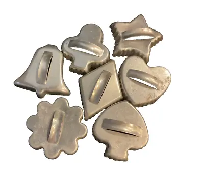 Vintage MIRRO COOKIE CUTTER SET 7 PIECE SET. Aluminum Crimped Bell Star Club.. • $9