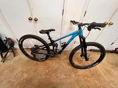 Mountain Bike • $2500