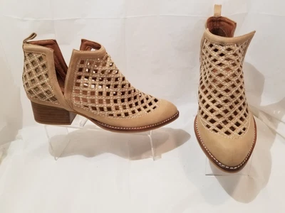£58.40 • Buy Jeffrey Campbell Taggart Lattice Cutout Leather Booties Women's Size 7.5