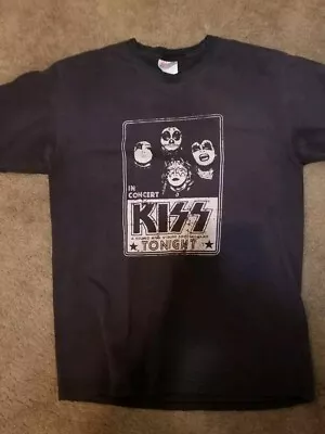 Vintage KISS FADED Tee BEST OFFER WILL BE CONSIDERED  • $28