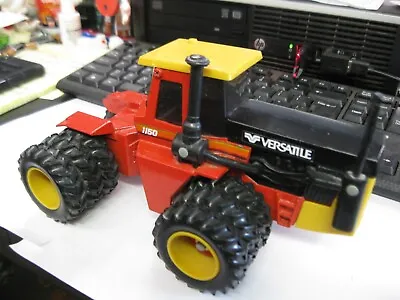 1150 Versatile 4WD Scale Models 1/32  Tractor Very Nice 9  L Triples • $59.99