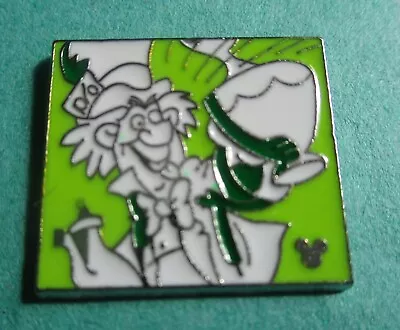 Mad Hatter - Holding Teapot - Alice In Wonderland Disney Pin • $1.50