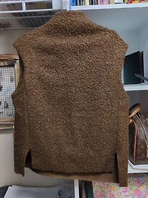 Women's Brown Furry Zara Vest XS • $9.99