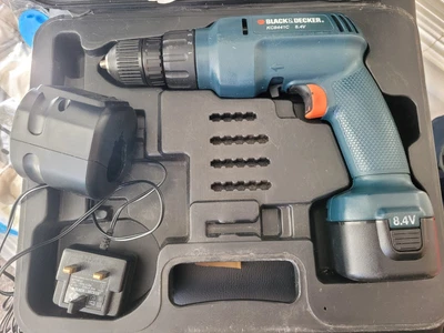 £13.99 • Buy Black & Decker Drill KC8441C 8.4 Volt + Battery.+ Charger + Manual + Case