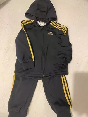 Boys Adidas Tracksuit Age 18-24 Months • £6