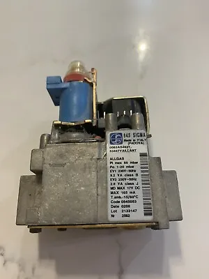 Vaillant Turbomax Plus Gas Valve 845 • £20