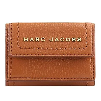 [Marc Jacobs] THE GROOVE MINI TRIFOLD WALLET M0016973 240 SMOKED ALMOND • $145.28