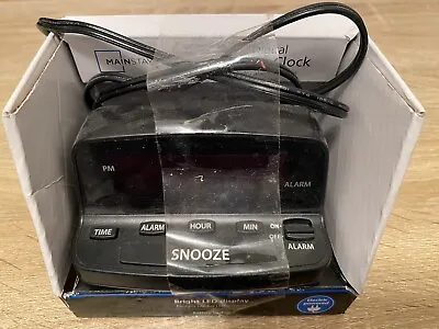 Mainstays Alarm Clock With Keyboard Style Controls New Alarm Snooze Button • $7