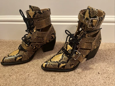 £110 • Buy CHLOE Rylee Ankle Boots.Snakeskin Effect Uk 8 Yellow Gold New Without Tags