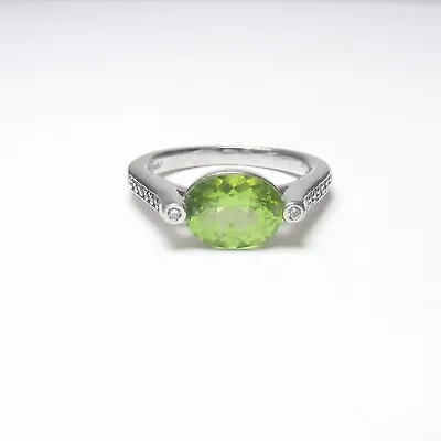 Estate 14K White Gold 2.05 Ct Natural Oval Lime Green Peridot And Diamond Ring • £4.51