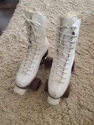 Vintage Womens / Girls  Roller Skates White Leather Size 6  • $50