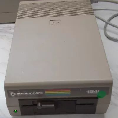 Commodore Model 1541 5 1/4  Floppy Disk Drive • £75.98