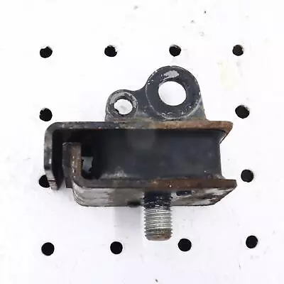 2013 Yamaha Grizzly 700 Engine Motor Mount 3b4-21485-00-00; 3b4-21485-01-00 • $15.18