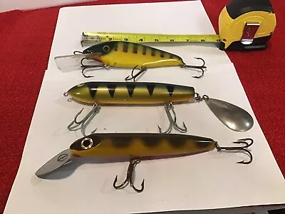 Lot Of 3 Perch Style Muskie Lures Assorted.1 Phantom 2 Others. • $14.90