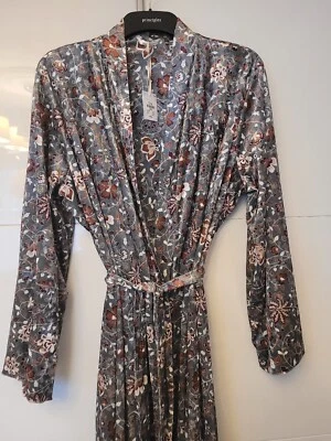 £25.99 • Buy Velvet Style Floral Robe Gown Size M