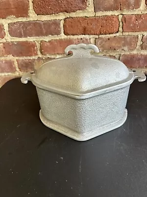 Vintage Guardian Service Ware Cast Aluminum Triangle Heart Pot With Lid 11” In • $34.99