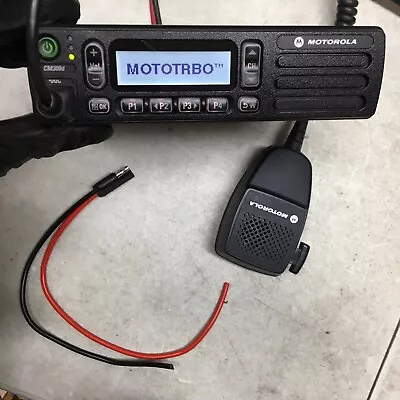 Motorola CM300D AAM01QNH9JA1AN UHF 403-470 MHz 99ch Digital Mobile Radio • $650