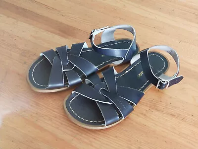 Salt Water Sandals Size 7 • $35