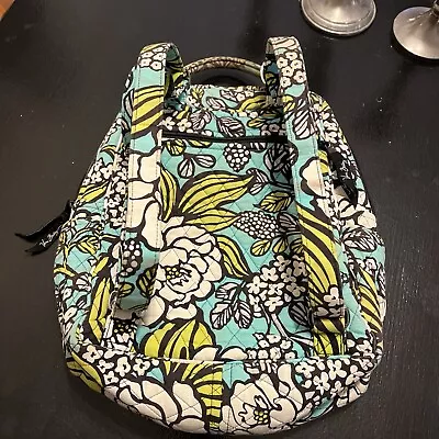 VERA BRADLEY ISLAND BLOOMS Medium BACKPACK VERY NICE EXCELLENT USED CONDITION • $15