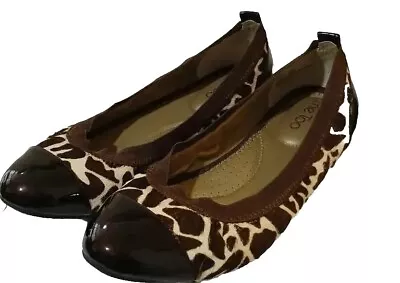 Me Too Kaden Womens Giraffe Print Calf Hair Ballet Flats Vegan Patent Slipon 10M • $8.90