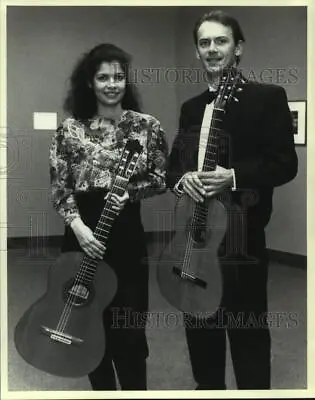 1992 Press Photo Guitar Duo Natasa Klasinc & Miroslav Lancor - Nop45421 • $15.99