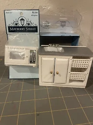 Mayberry Street Miniatures Microwave And Cabinet With Sink • $16